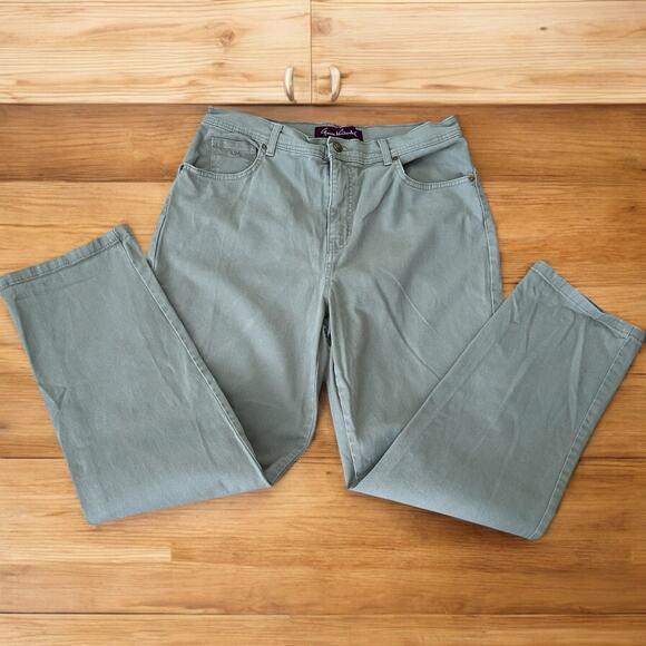 Gloria Vanderbilt Women’s High Rise 5 Pocket Design Beige Denim Size 14 Short - Picture 1 of 7